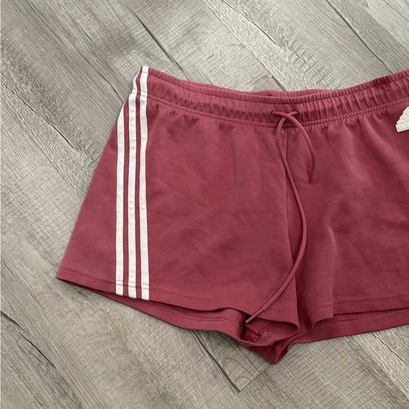Adidas women’s pink athletic shorts size XL NEW - Picture 2 of 7